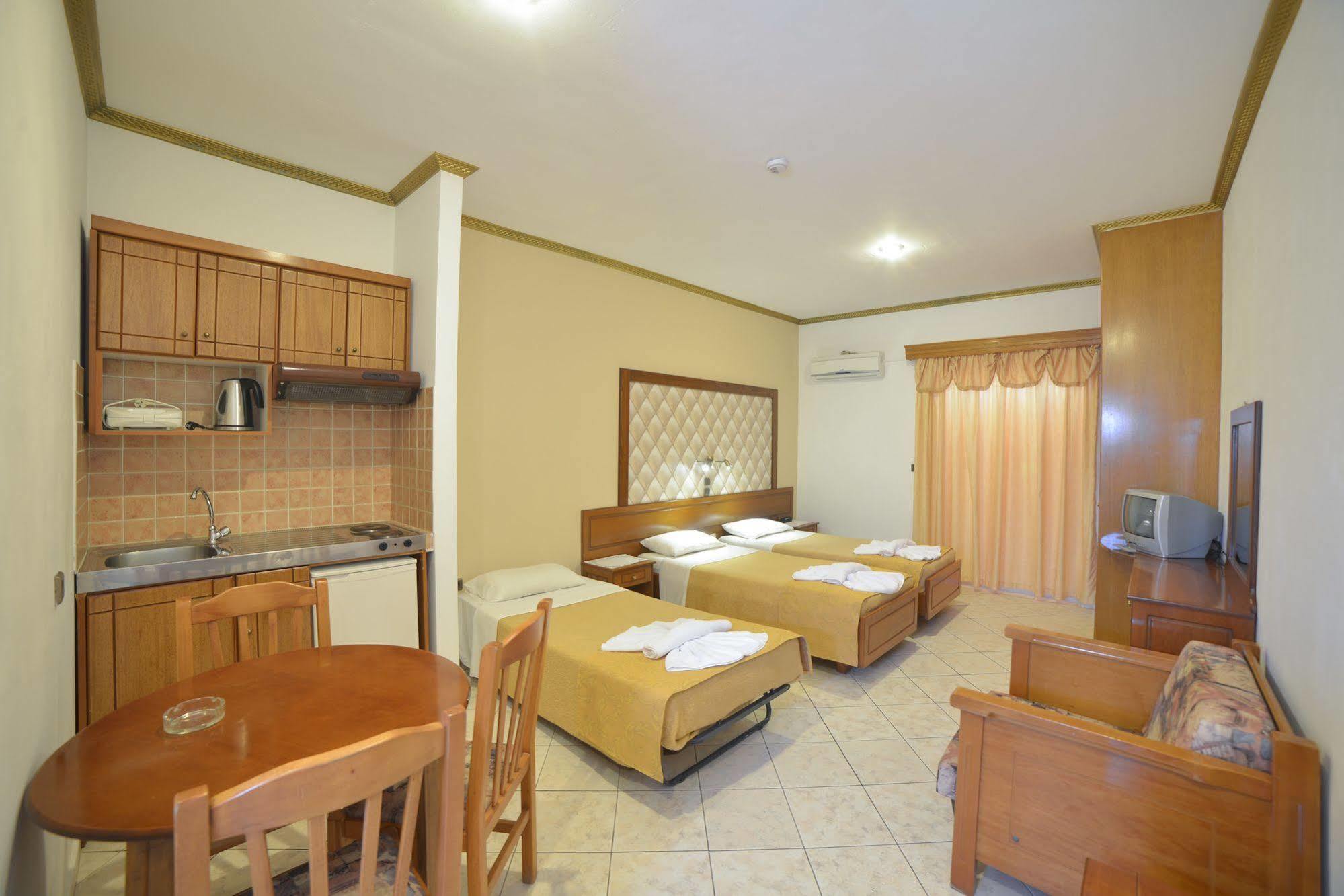 Angelina Hotel & Apartments Sidari  Exterior photo